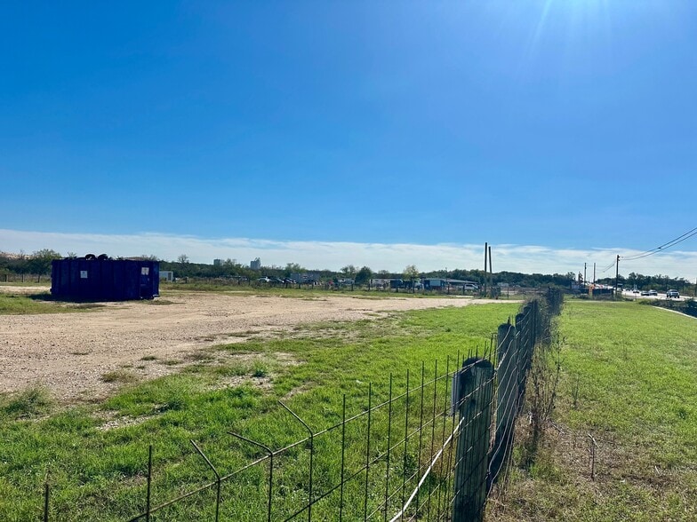 1750 Farm To Market 1626, Buda, TX for lease - Building Photo - Image 2 of 9