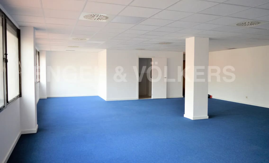 Barcelone, BAR 08006 - - - Photo intérieure - Image 1 of 6