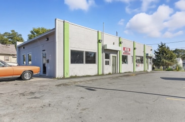3509 N 30th St, Omaha, NE for sale - Building Photo - Image 2 of 6