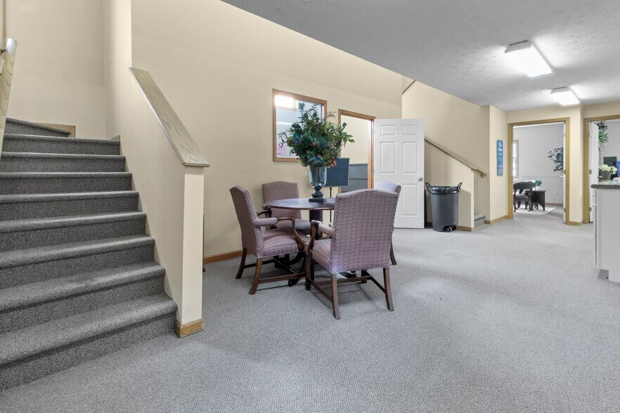 1105 W Main St, Greenfield, IN à vendre - Photo intérieure - Image 3 de 26