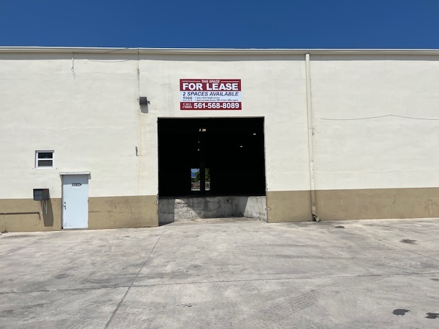 1982 Avenue L, Riviera Beach, FL for lease - Building Photo - Image 1 of 15