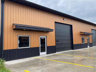 Plus de détails pour 3190 Gateway Dr, Grand Forks, ND - Industriel à vendre