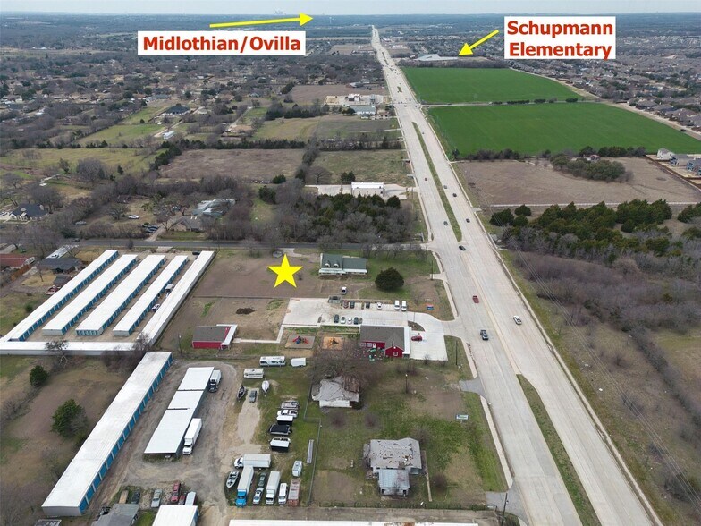 2611 Ovilla Rd, Red Oak, TX à vendre - Photo du bâtiment - Image 2 de 31