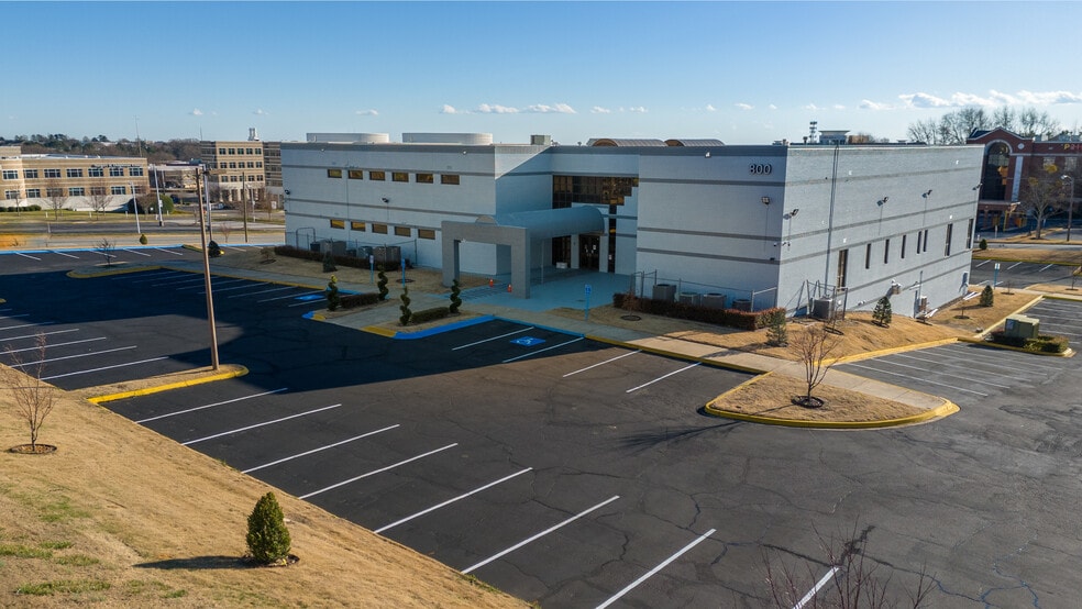 800 Pelham Rd, Greenville, SC for lease - Building Photo - Image 1 of 8