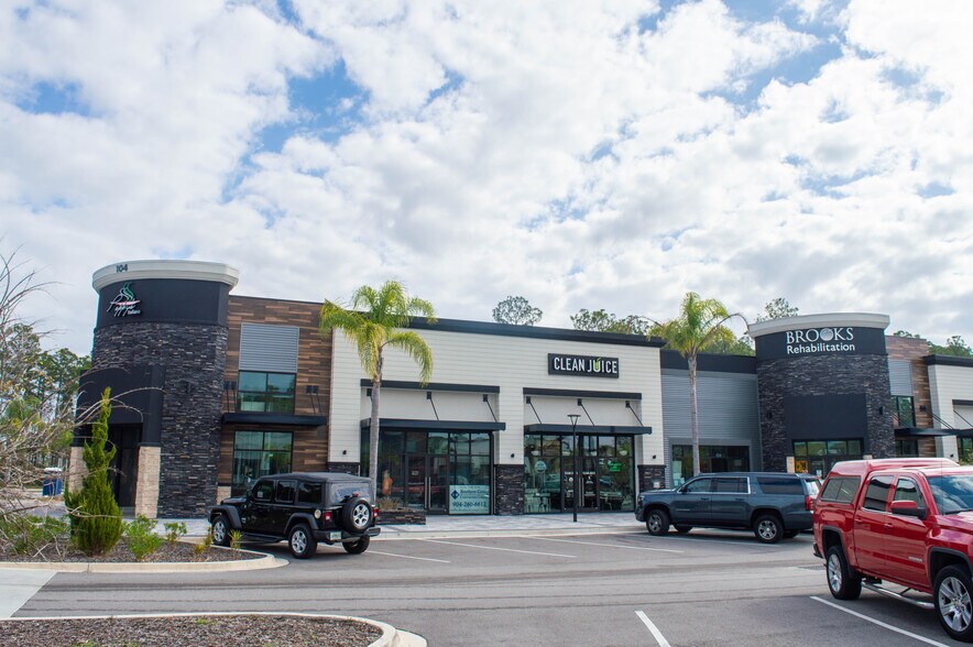 104 Ashourian Ave, Saint Augustine, FL à louer - Photo du bâtiment - Image 3 de 25