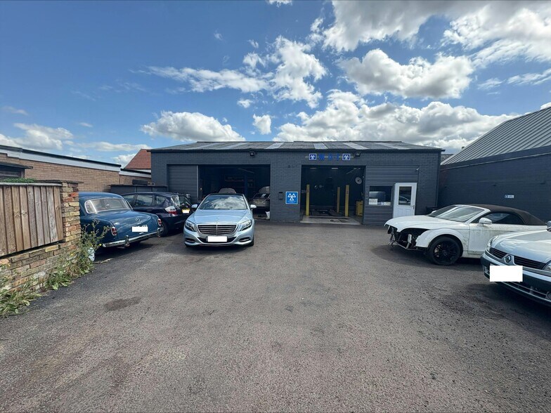 37 High Street, Eye for sale - Building Photo - Image 1 of 3