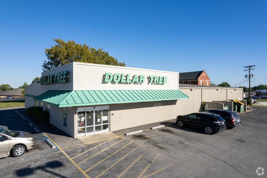 702 E Main St, Warrenton, MO for sale - Primary Photo - Image 1 of 9