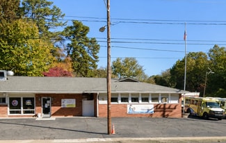 More details for 651 E Woodlawn Rd, Charlotte, NC - Retail for Sale