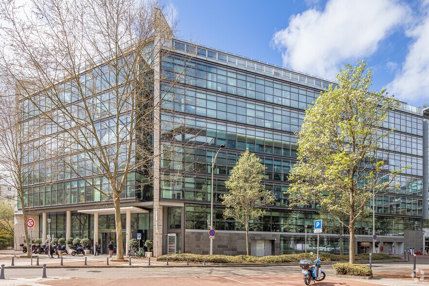 9 Rue Maurice Mallet, Issy-les-Moulineaux à louer - Photo du bâtiment - Image 3 de 4