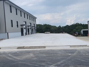 171 Kestrel Dr, Spring Branch, TX for lease Interior Photo- Image 1 of 5