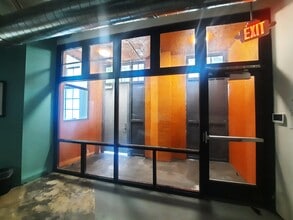 1825 San Pablo Ave, Oakland, CA à louer Photo intérieure- Image 2 de 4