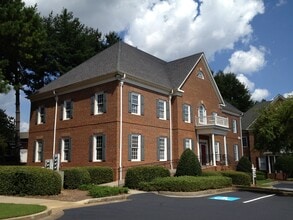 284 S Main St, Alpharetta, GA for lease Building Photo- Image 1 of 19