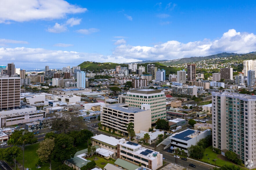 1401 S Beretania St, Honolulu, HI for lease - Aerial - Image 3 of 18