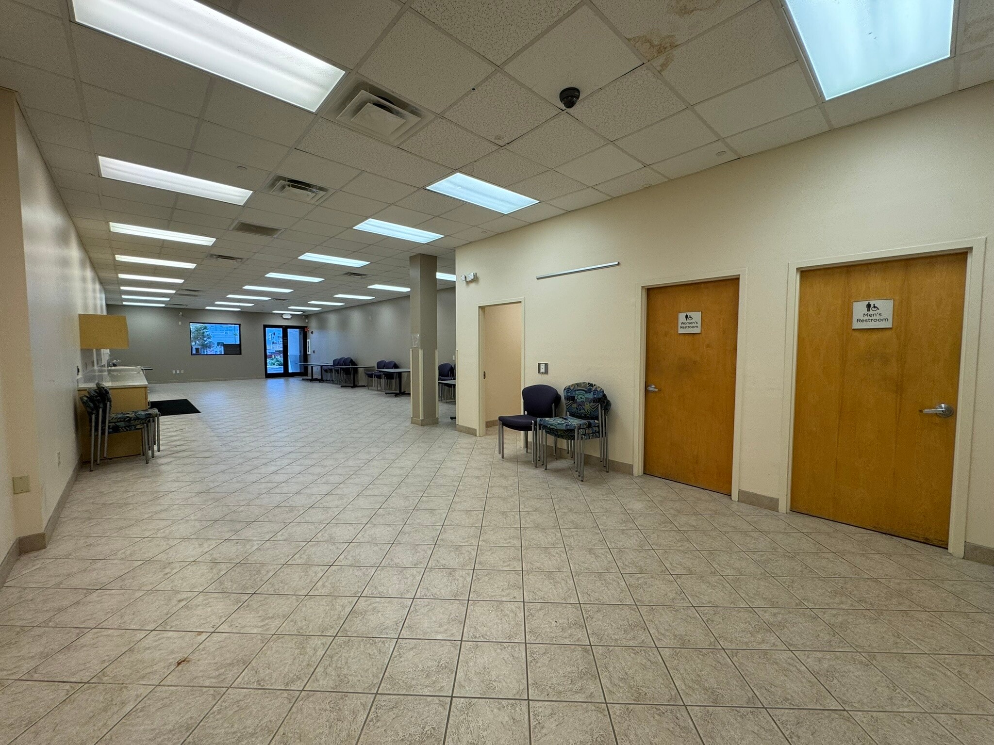 9299 College Pky, Fort Myers, FL for lease Interior Photo- Image 1 of 3