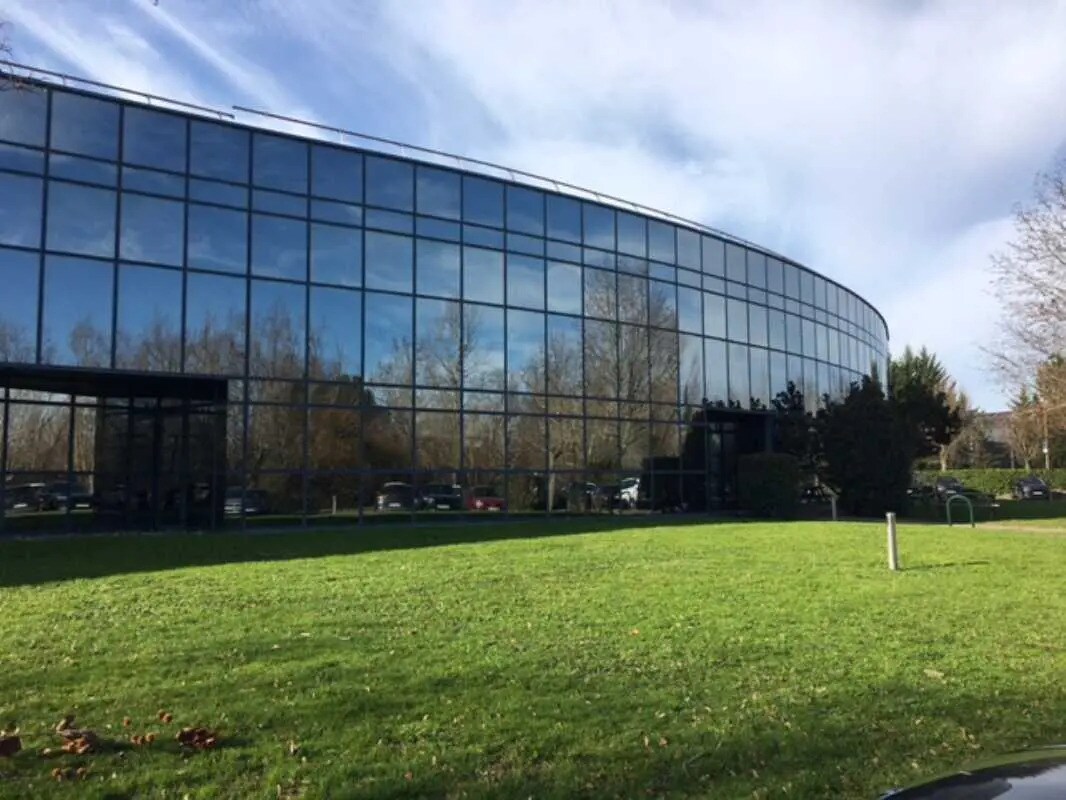 2/4 Rue Maryse Hilsz, Toulouse for lease Building Photo- Image 1 of 14