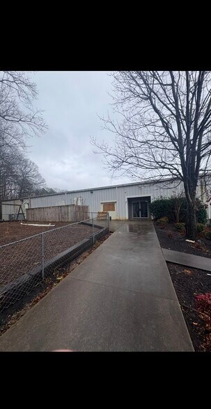 142 Grace Dr, Easley, SC à louer - Photo du bâtiment - Image 3 de 8