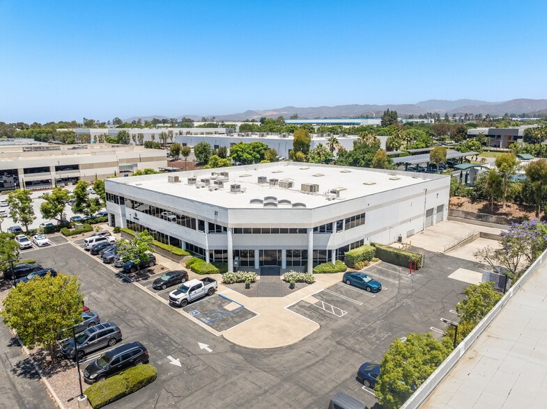 21 Morgan, Irvine, CA for lease - Building Photo - Image 1 of 15