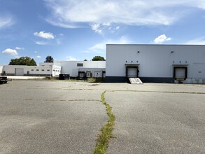 1207 W Bridge St, Spring City, PA for lease Interior Photo- Image 2 of 12