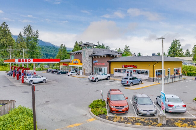 Plus de détails pour 52855 Yale Rd, Fraser Valley, BC - Commerce de détail à vendre