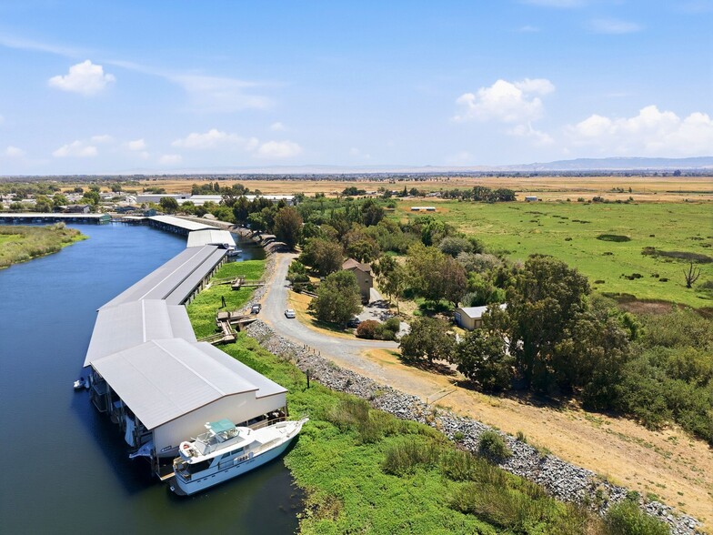 3215 W Willow Rd, Bethel Island, CA for sale - Building Photo - Image 2 of 2