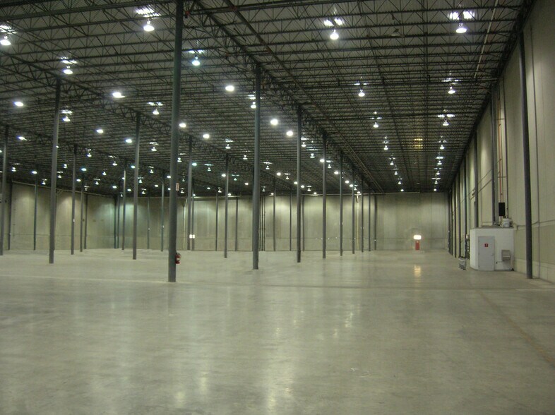 1957 Route DD, Moberly, MO à louer - Photo intérieure - Image 2 de 8