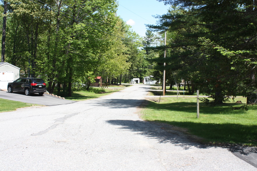 64 Pineland Rd, Winthrop, ME à vendre - Photo du bâtiment - Image 1 de 1