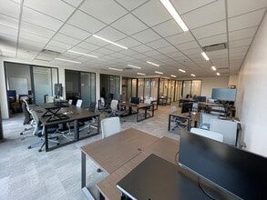 1213 W Morehead St, Charlotte, NC à louer Photo intérieure- Image 1 de 1