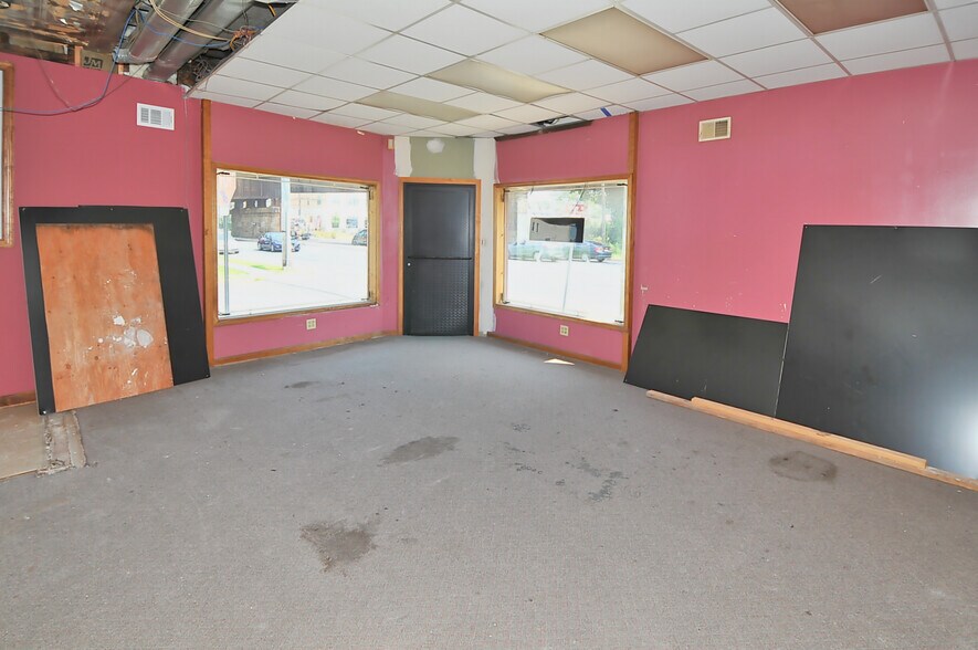 511 W Westfield Ave, Roselle Park, NJ à vendre - Photo du bâtiment - Image 3 de 25