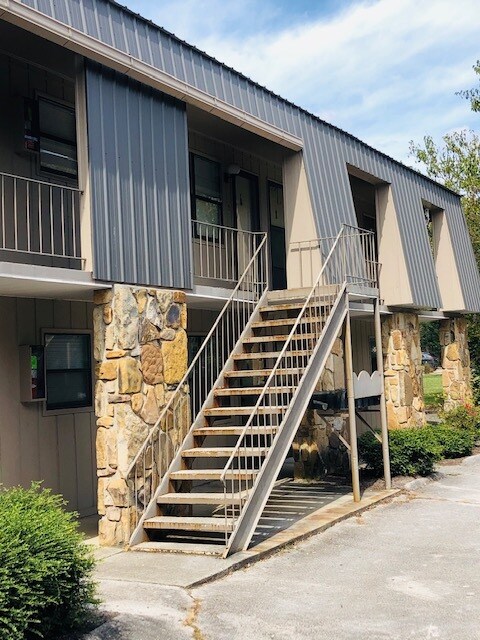 305-309 Lynnwood Dr, Knoxville, TN for sale Building Photo- Image 1 of 1