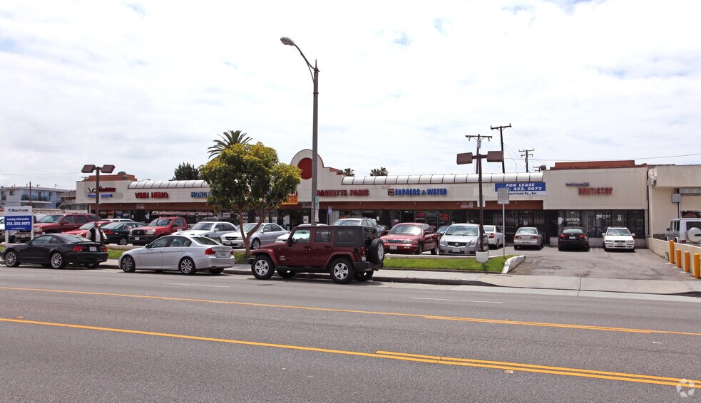 2146-2150 E Anaheim St, Long Beach, CA à louer - Photo du bâtiment - Image 2 de 4