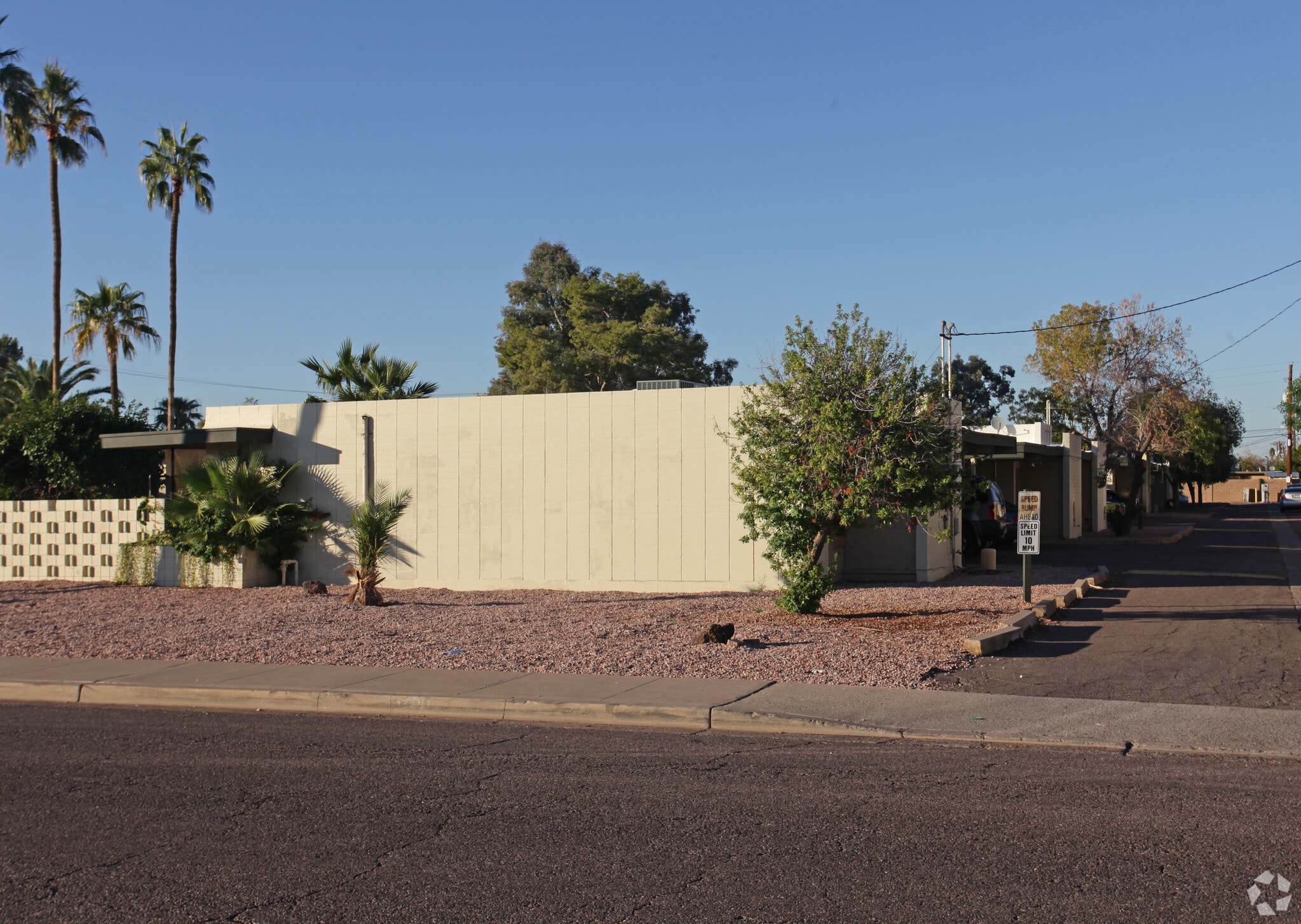 2032 W Orangewood Ave, Phoenix, AZ for sale Primary Photo- Image 1 of 9