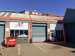 Leagrave Rd, Luton for lease Interior Photo- Image 1 of 2