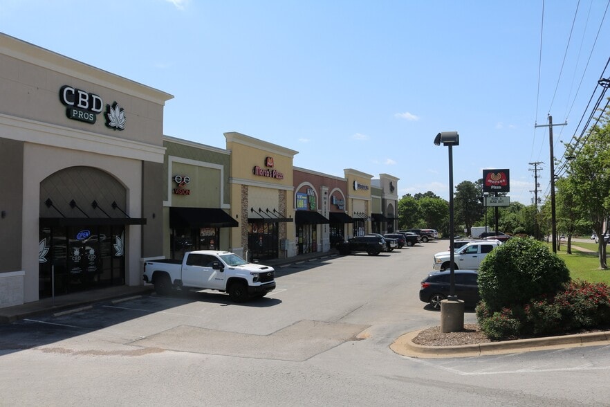 7924 S Broadway, Tyler, TX for sale - Building Photo - Image 1 of 16