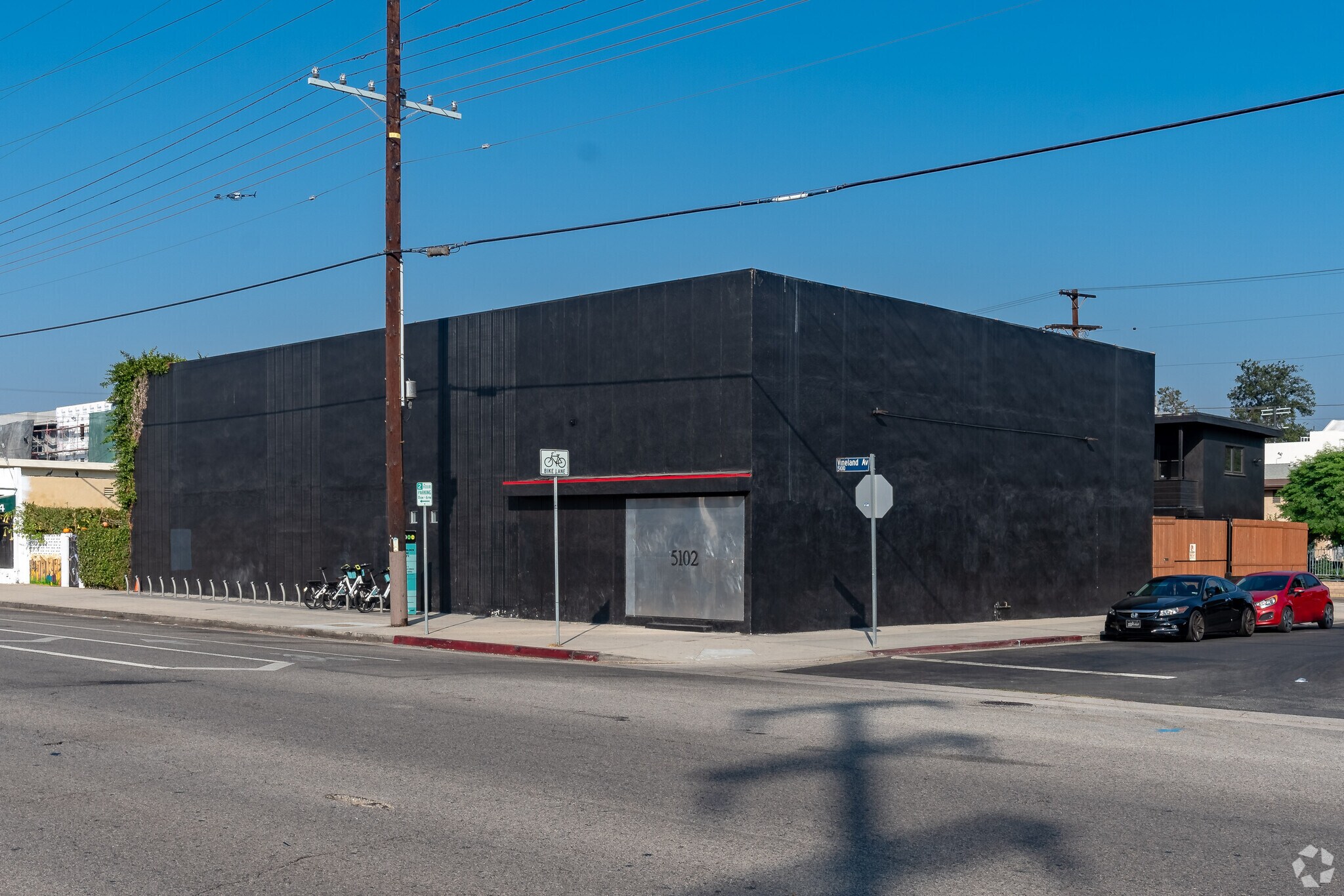 5102 Vineland Ave, North Hollywood, CA à vendre Photo du bâtiment- Image 1 de 27