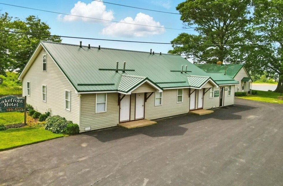 298 Park Ave, Conneaut, OH à vendre Photo principale- Image 1 de 2