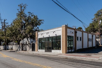 1010 E Victory Dr, Savannah, GA à louer Photo du bâtiment- Image 2 de 15