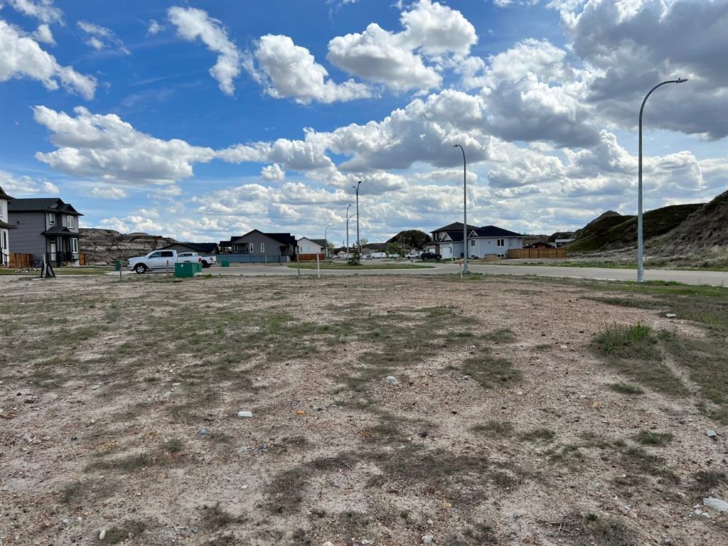 10 Ave SE Lots, Drumheller, AB à vendre Photo principale- Image 1 de 28