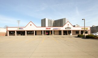 Plus de détails pour 15609-15785 Lakeshore Blvd, Cleveland, OH - Commerce de détail à louer