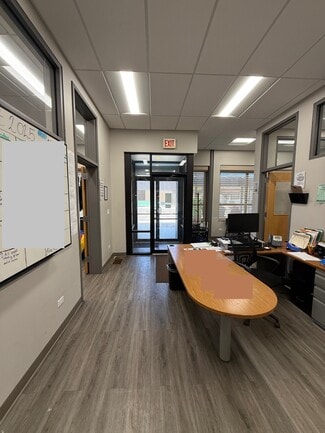 Plus de détails pour 9201 S Commercial, Chicago, IL - Commerce de détail à louer