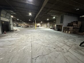 135 Le Baron St, Waukegan, IL à louer Photo intérieure- Image 2 de 10