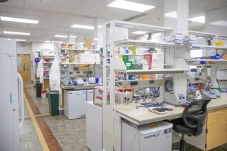 6 Davis Dr, Durham, NC for lease Interior Photo- Image 2 of 5