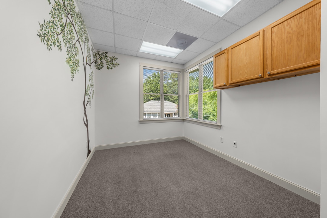 1502 W NC Highway 54, Durham, NC 27707 - Unité 403 - - Photo intérieure - Image 2 of 10