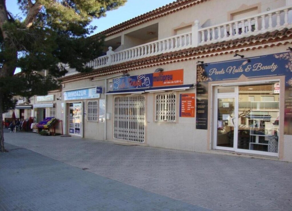 Immeuble residentiel dans Mont-roig del Camp, Tarragona à vendre Photo principale- Image 1 de 4