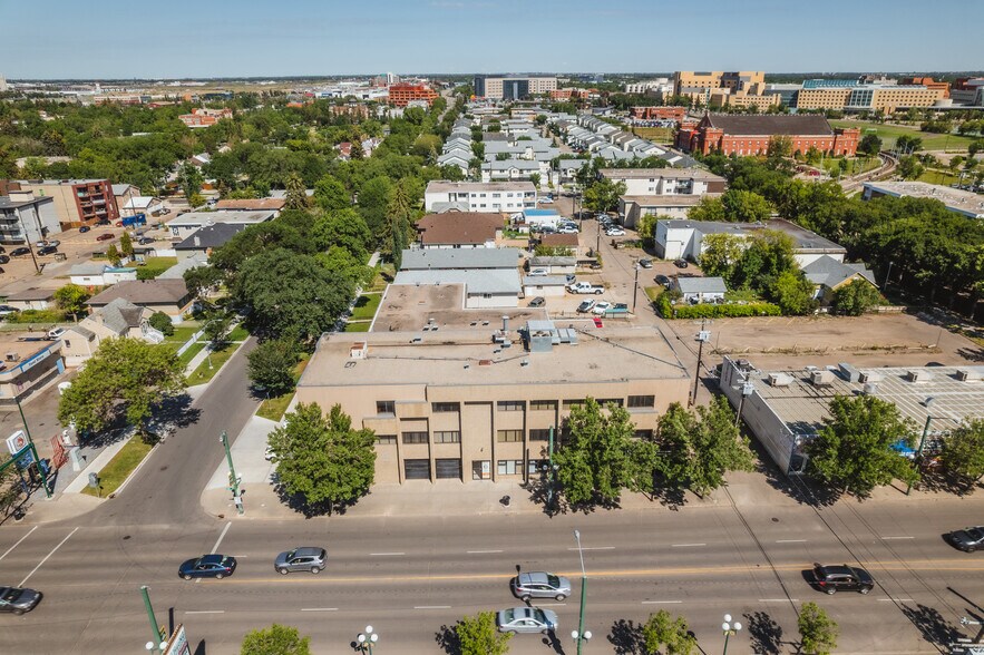 10508 107th Ave, Edmonton, AB for lease - Building Photo - Image 2 of 22