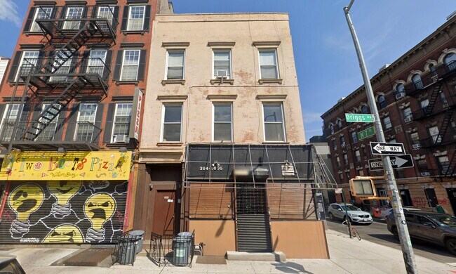 More details for 556 Driggs Ave, Brooklyn, NY - Multifamily for Sale