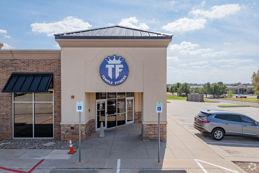 11300 W Reno Ave, Yukon, OK for lease - Building Photo - Image 2 of 5