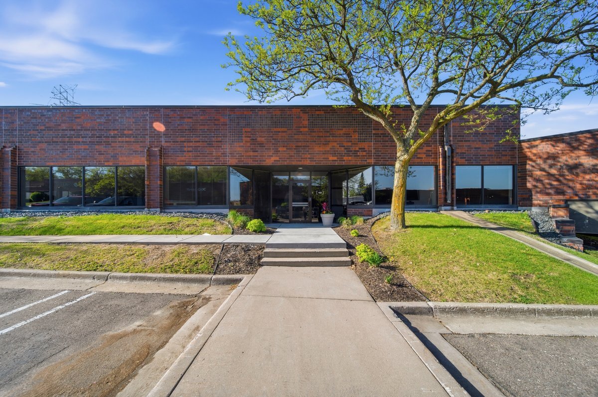 6121 Baker Rd, Minnetonka, MN à louer Photo intérieure- Image 1 de 11