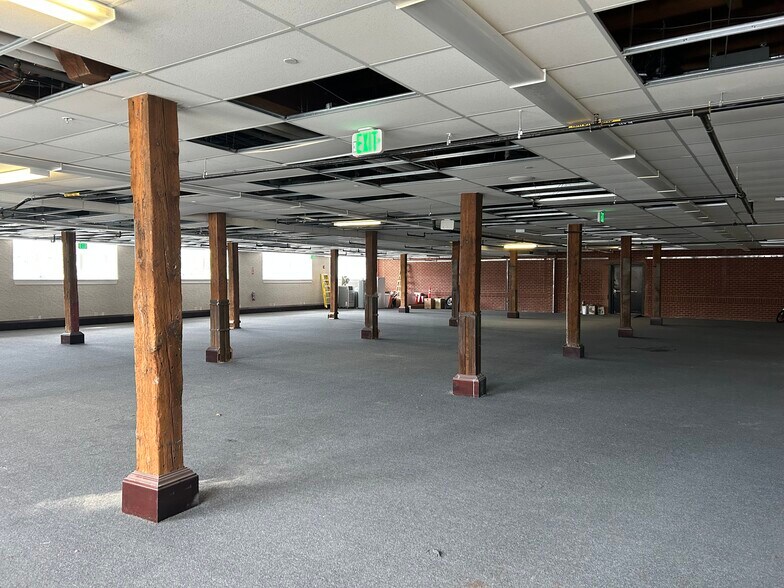 600 7th St NW, Grand Rapids, MI à louer - Photo intérieure - Image 3 de 3