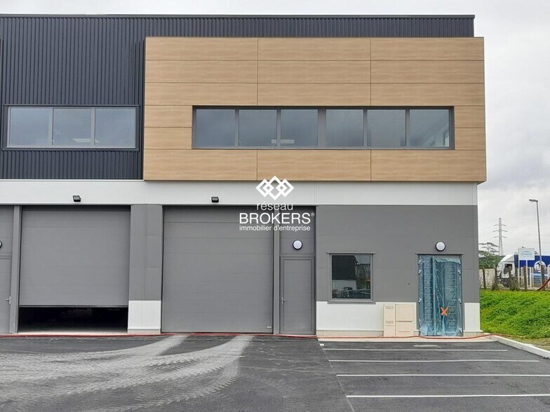 Flex in Gellainville for lease - Building Photo - Image 2 of 12