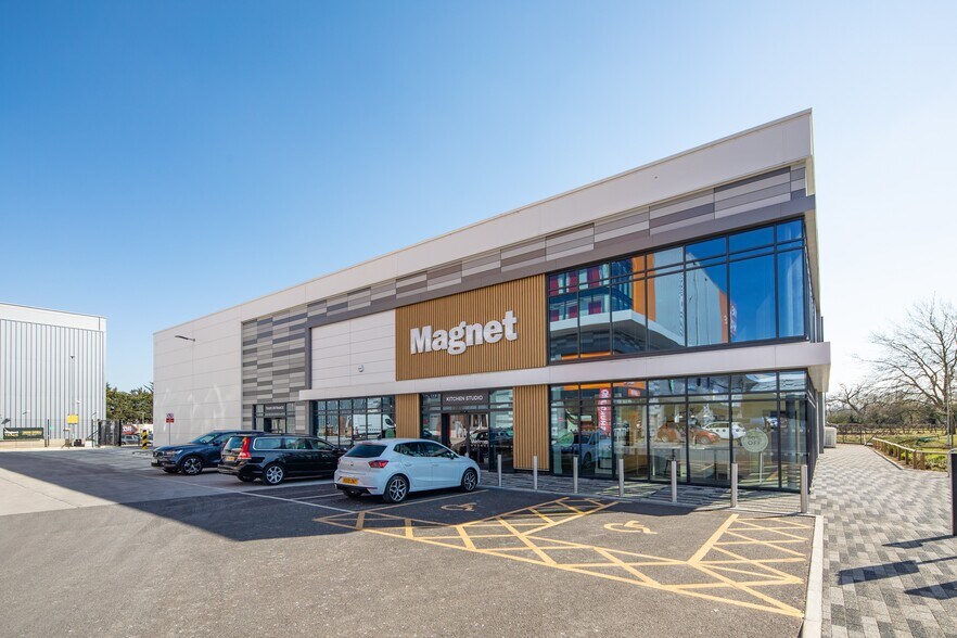 Crompton Close, Basildon à vendre - Photo du bâtiment - Image 3 de 4